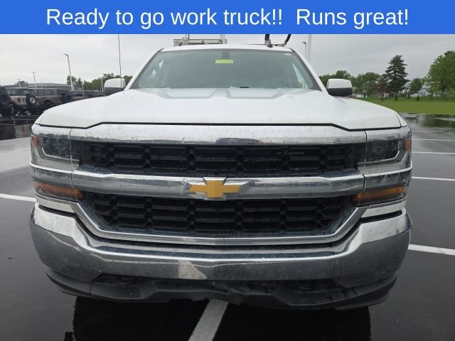 Used 2019 Chevrolet Silverado 1500 LT AWD/4WD image 3