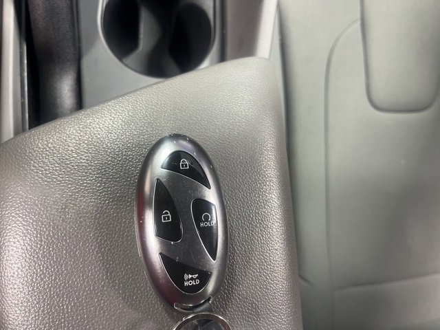 Used 2024 Hyundai Elantra SEL image 19