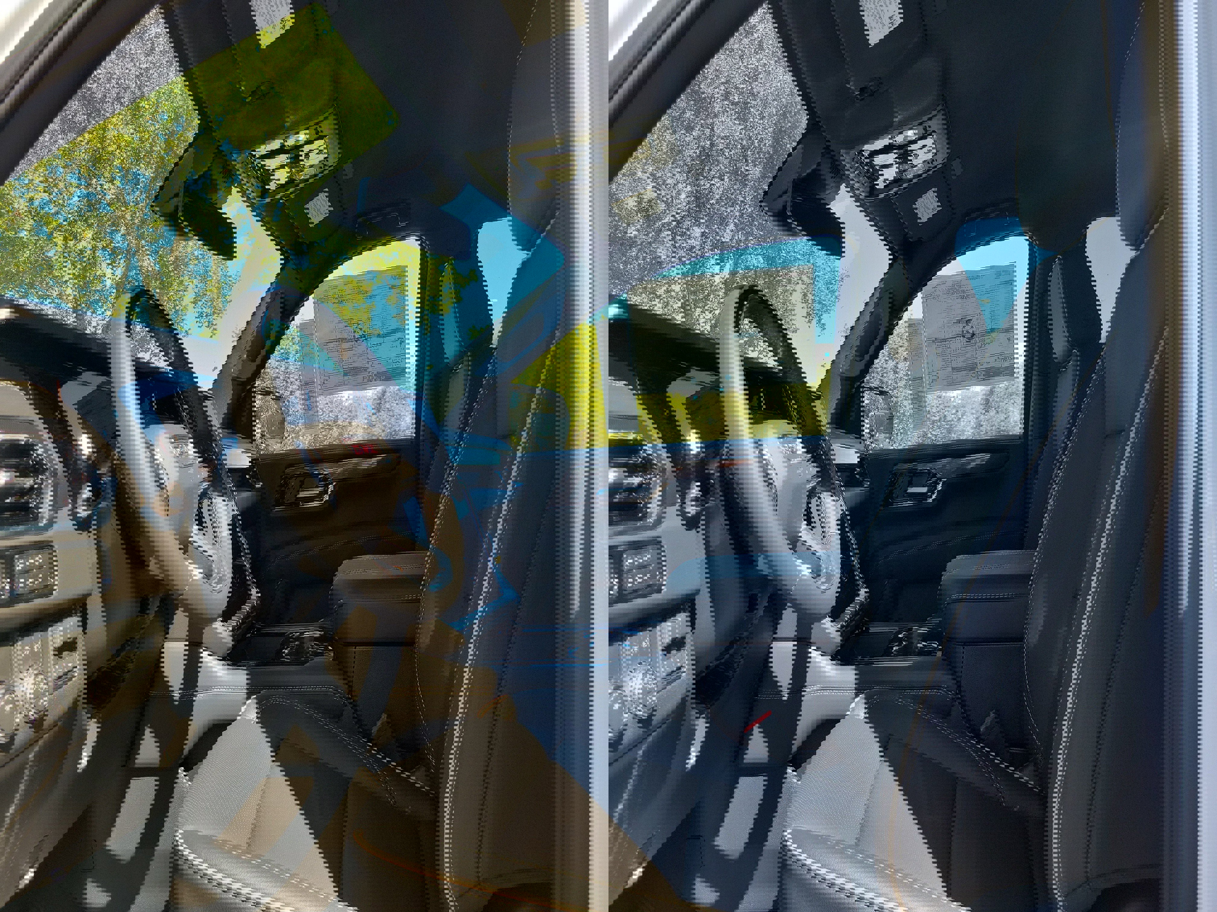 New 2026 GMC Yukon Elevation image 8