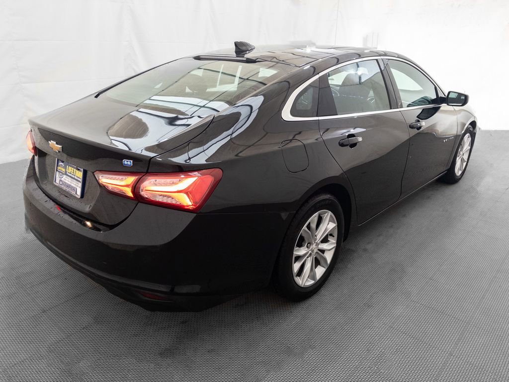 Used 2019 Chevrolet Malibu Hybrid w/ Leather Package image 9