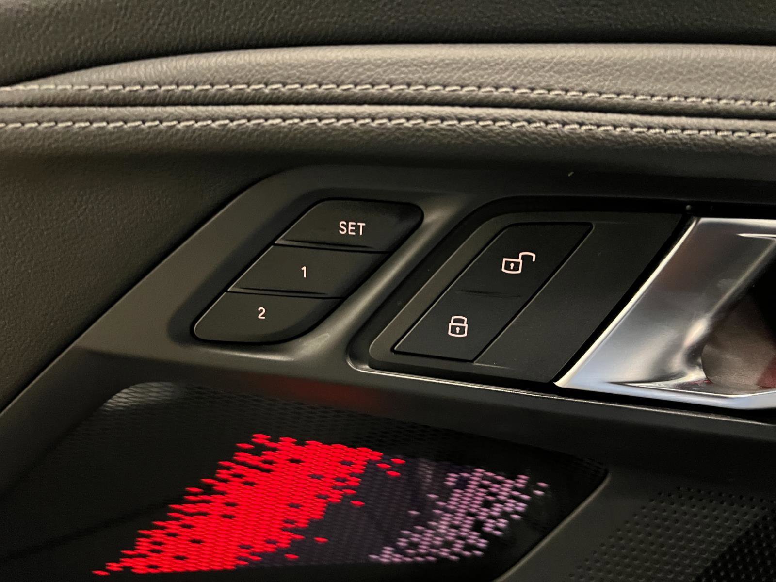 Used 2024 BMW M2 image 30