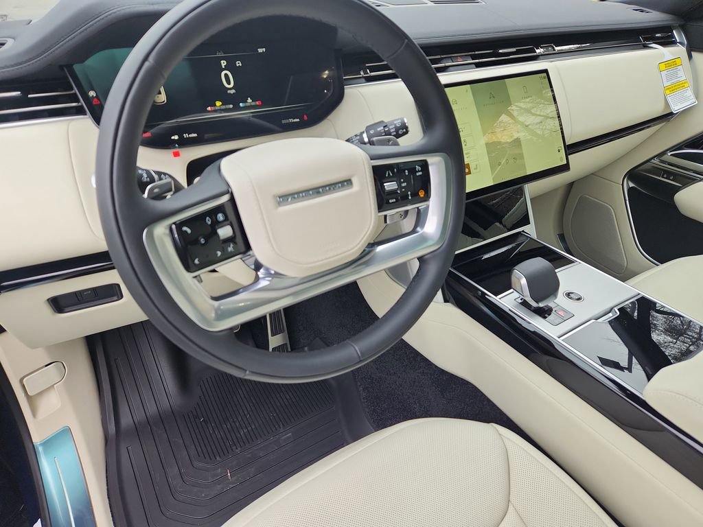 New 2026 Land Rover Range Rover Long Wheelbase SE image 15