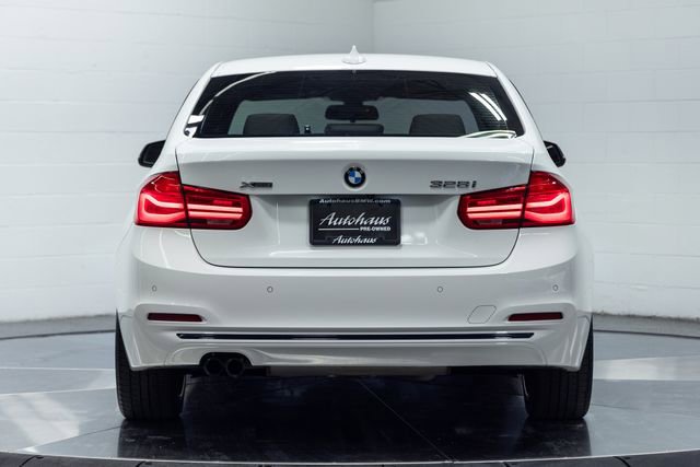 Used 2016 BMW 328i xDrive Sedan AWD/4WD image 7