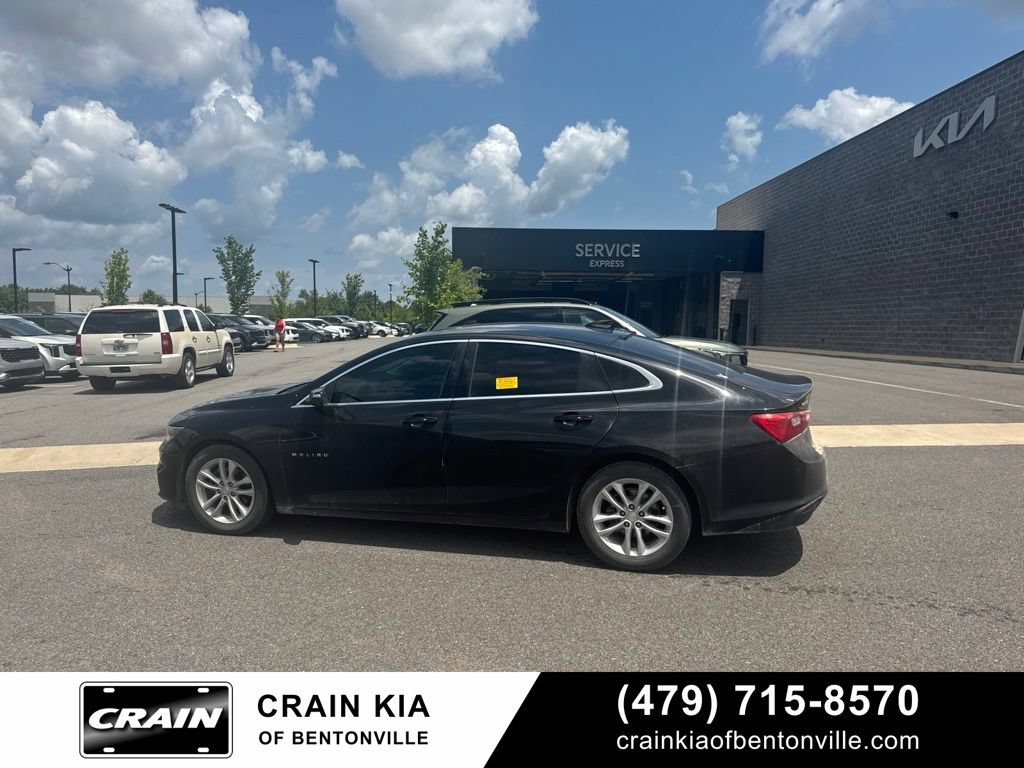 Used 2018 Chevrolet Malibu LT FWD image 30