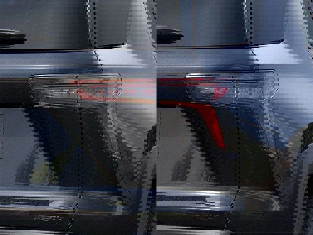 New 2026 Chevrolet Equinox ACTIV image 12