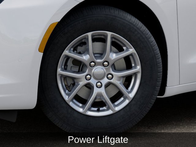 New 2027 Chrysler Pacifica Select FWD image 11