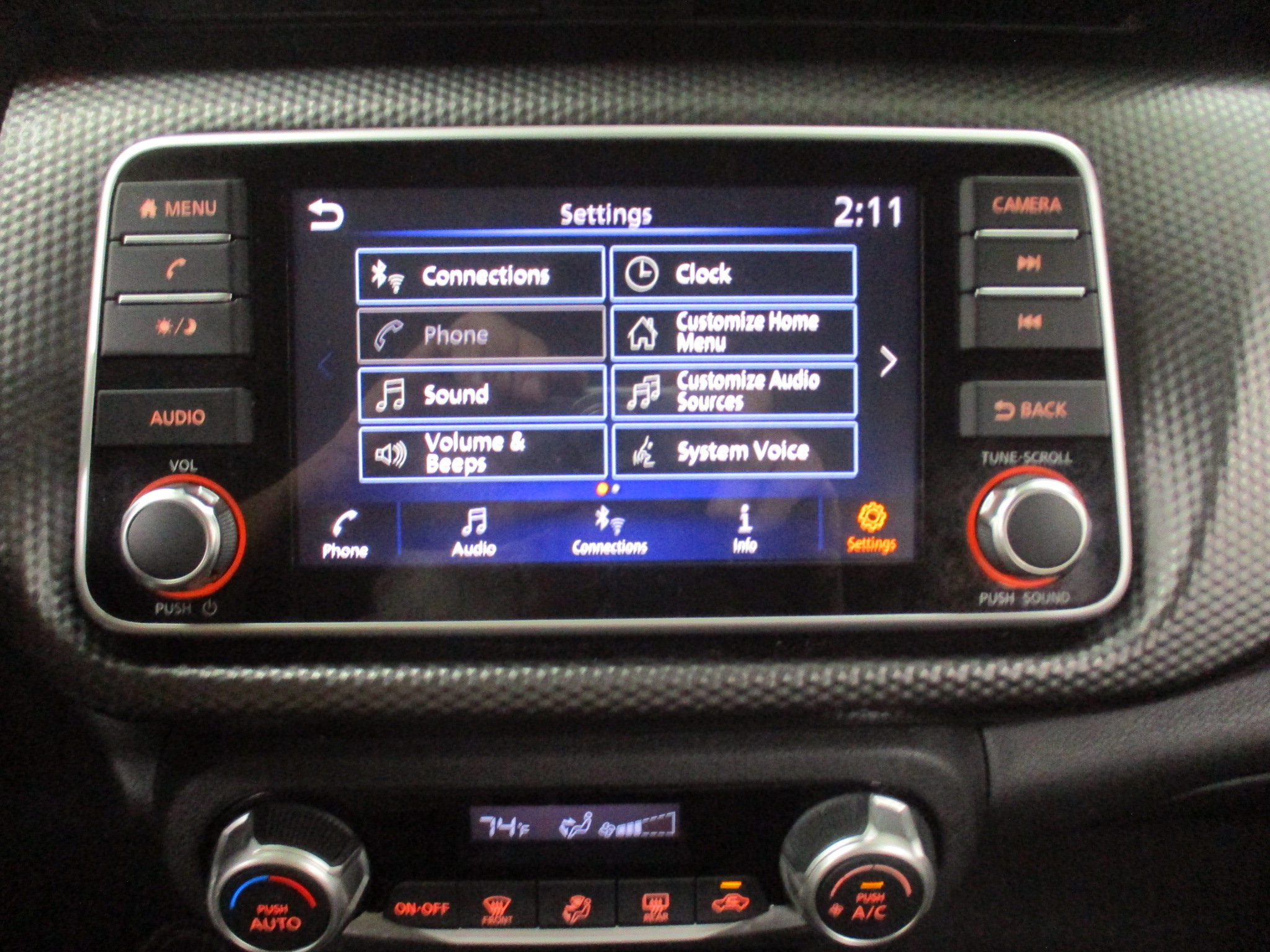 Used 2020 Nissan Kicks SV w/ Exterior Package FWD image 30
