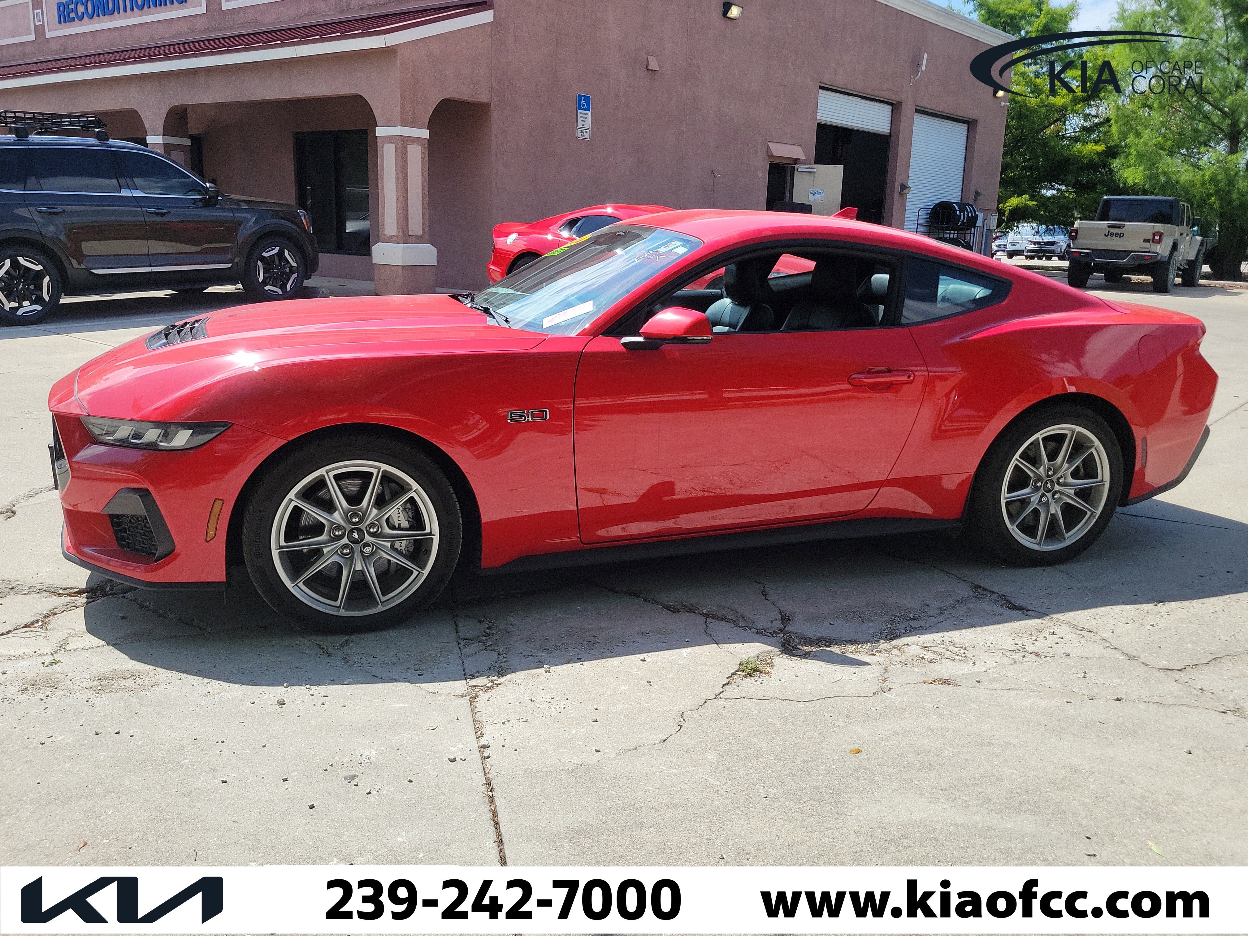 Used 2024 Ford Mustang GT Premium RWD image 6