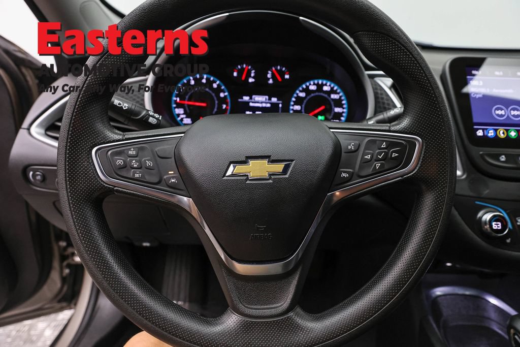 Used 2025 Chevrolet Malibu LT FWD image 10