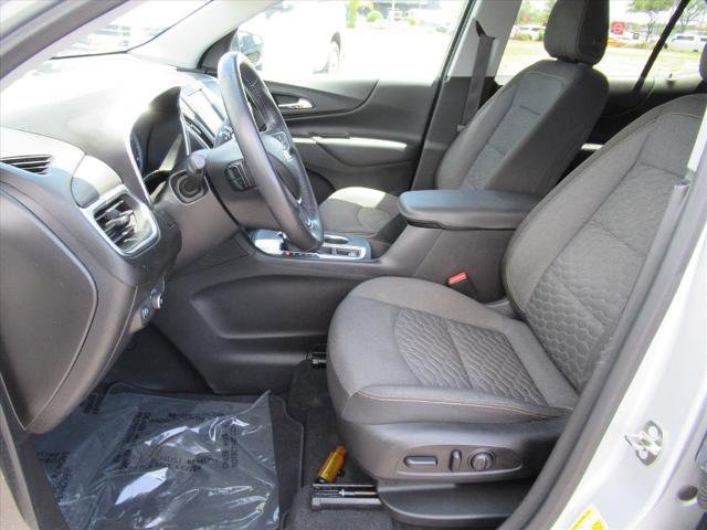 Used 2018 Chevrolet Equinox LT image 17