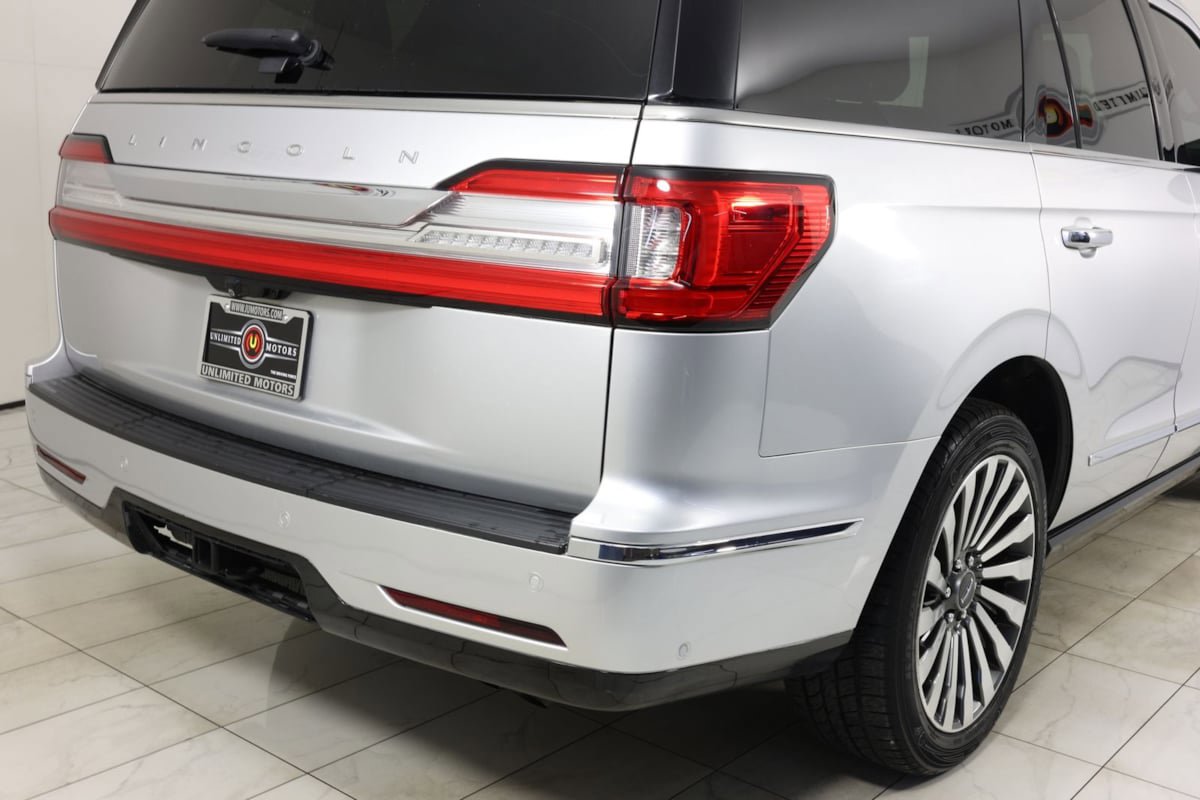 Used 2018 Lincoln Navigator Reserve w/ Technology Package AWD/4WD image 46