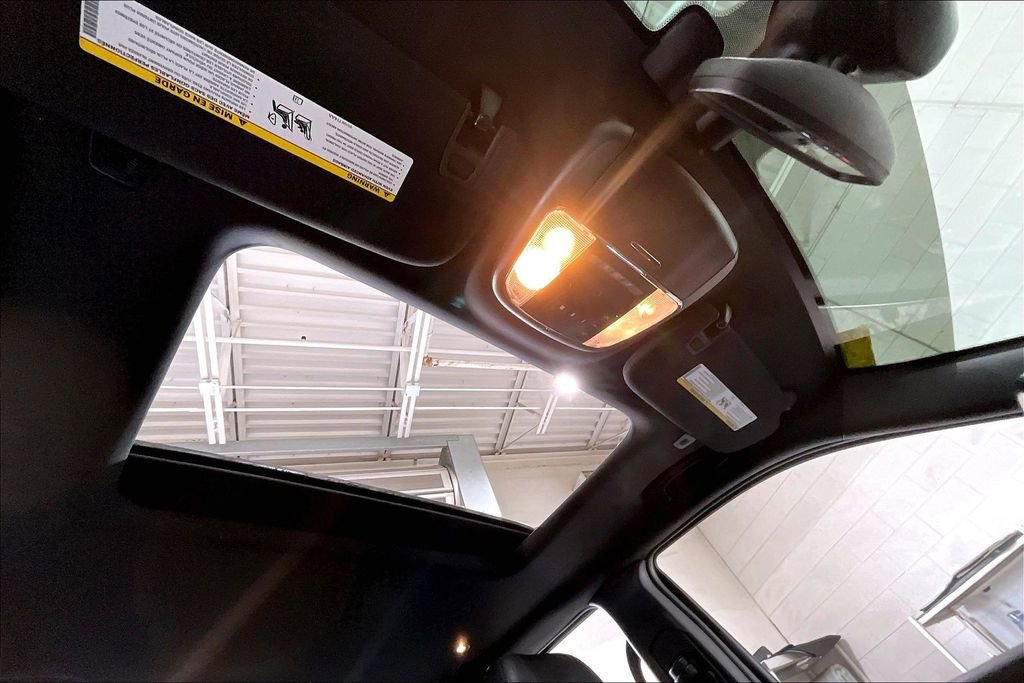 Used 2021 Jeep Grand Cherokee Limited image 22