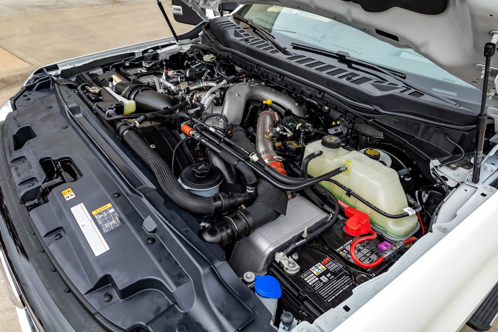 Used 2025 Ford F250 Platinum w/ Tremor Off-Road Package image 41