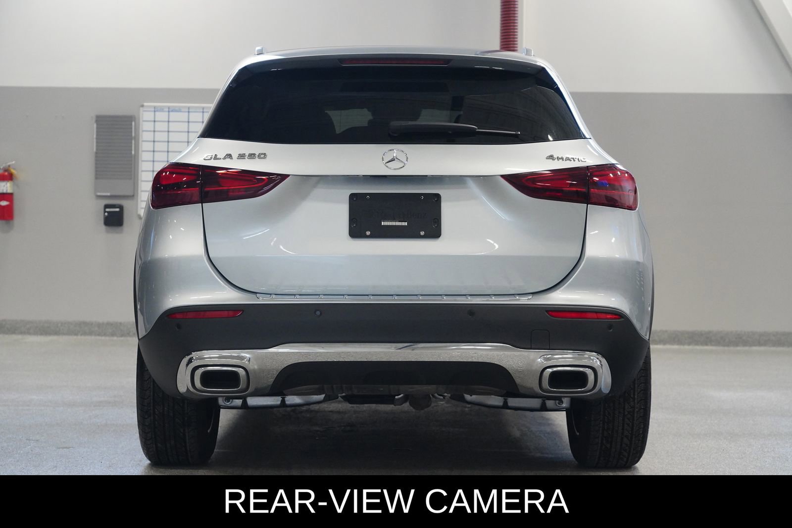 Used 2025 Mercedes-Benz GLA 250 4MATIC image 7