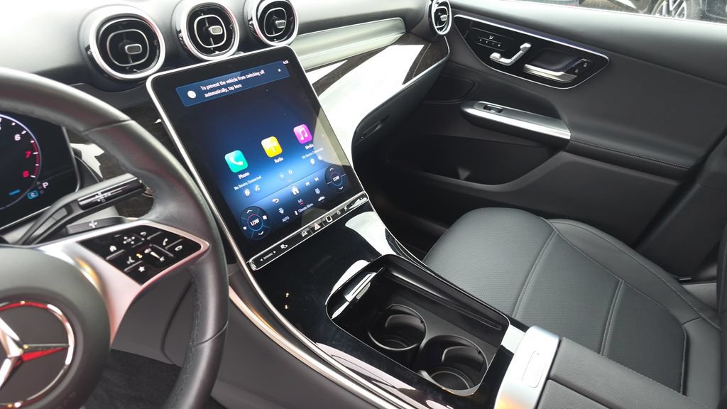 Certified 2025 Mercedes-Benz GLC 300 image 21
