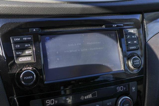 Used 2016 Nissan Rogue SL w/ SL Premium Package image 18