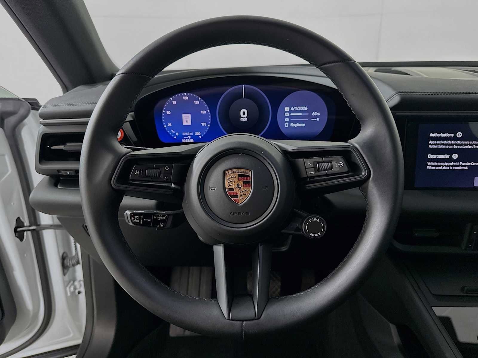 Certified 2025 Porsche Macan Electric image 14