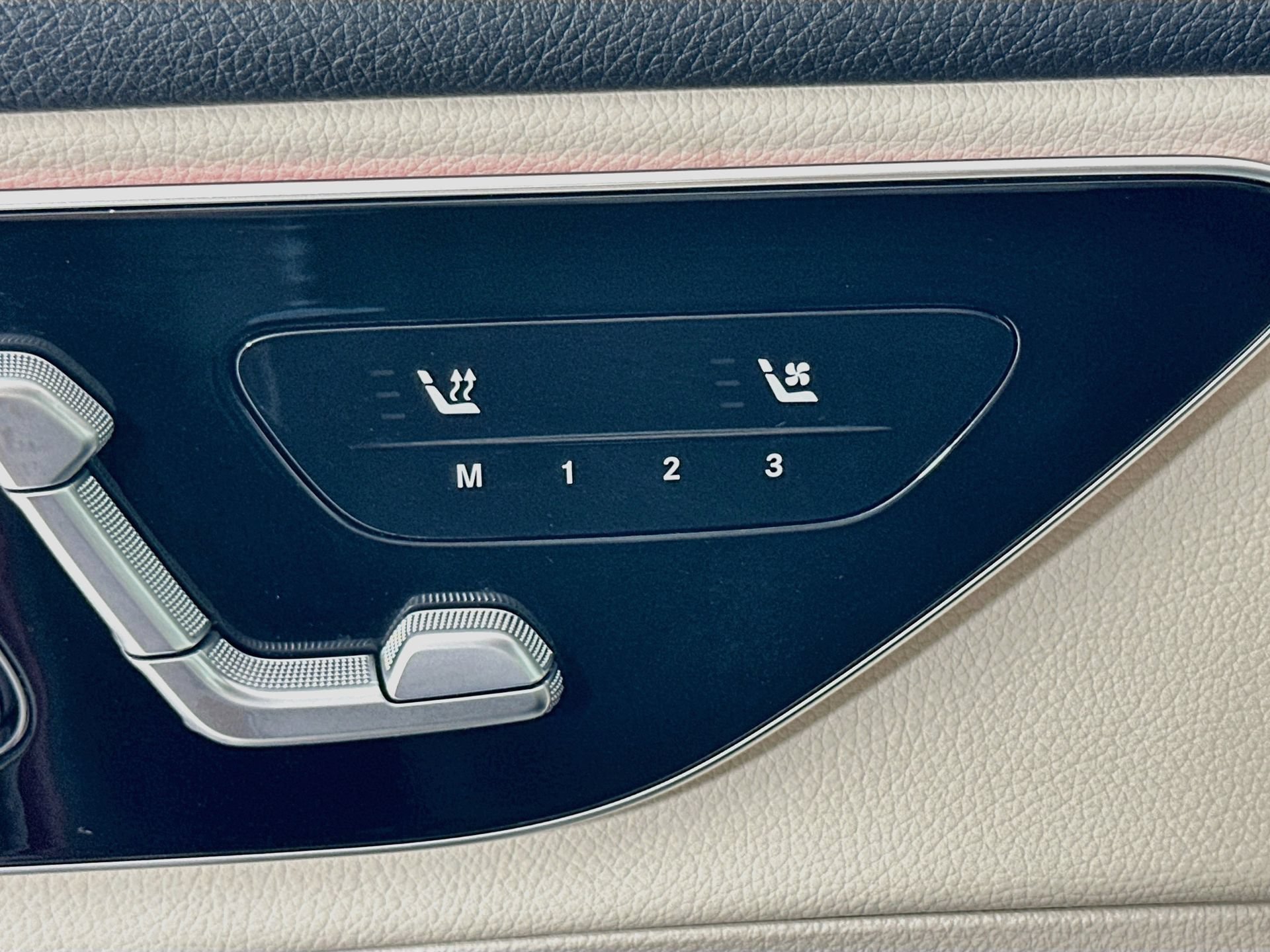 Certified 2026 Mercedes-Benz GLC 300 image 22