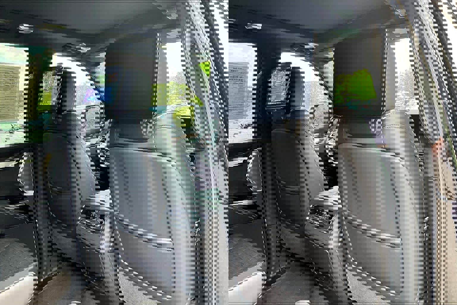 Used 2025 Cadillac Escalade ESV Sport Platinum image 20