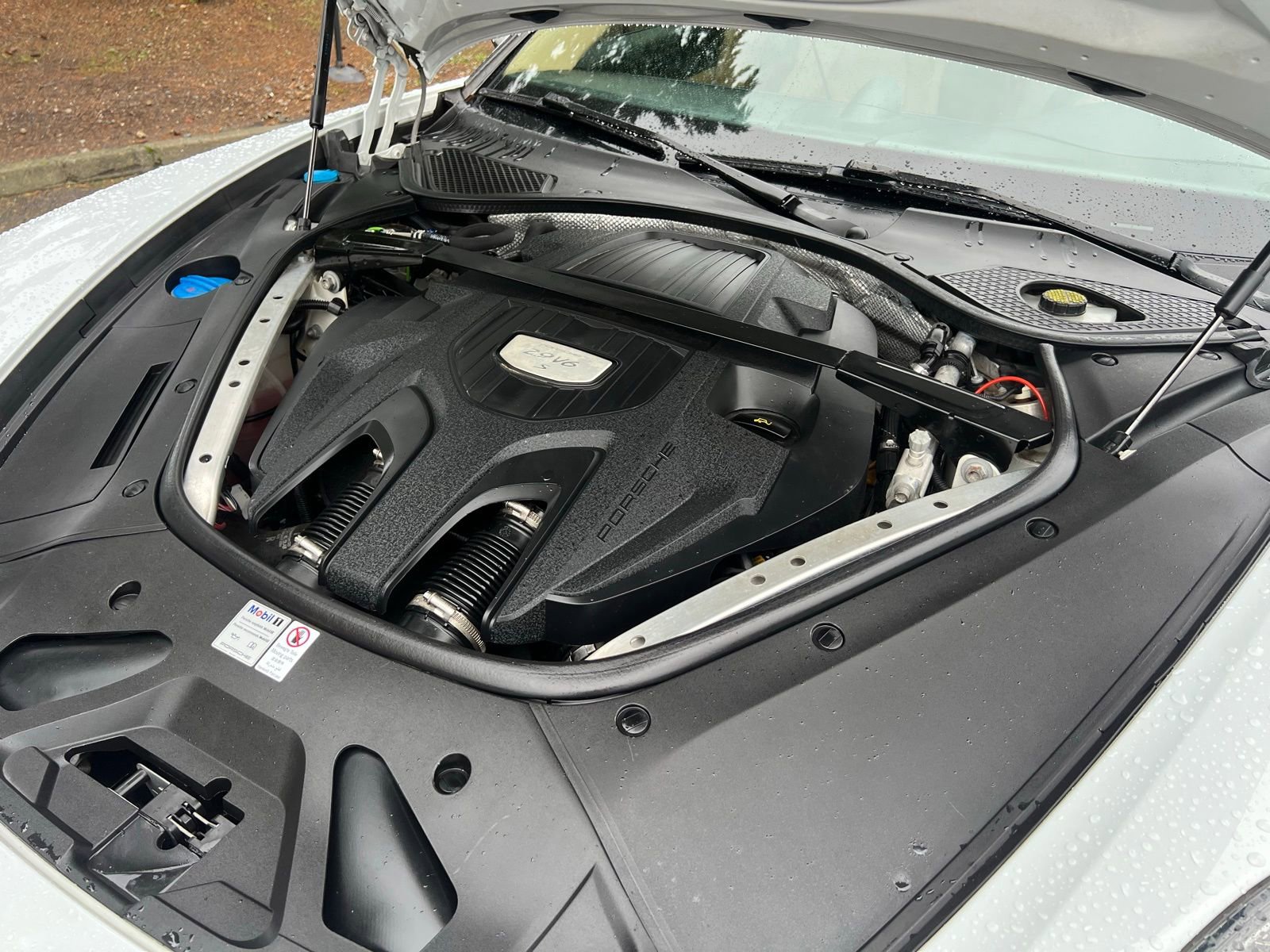 Used 2018 Porsche Panamera 4S AWD/4WD image 21