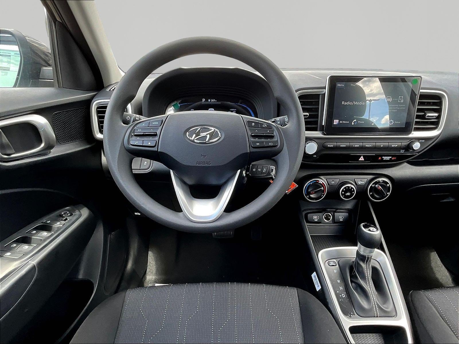 New 2026 Hyundai Venue SE FWD image 9