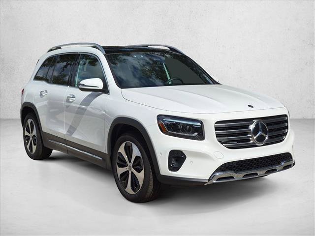 Used 2026 Mercedes-Benz GLB 250 image 4