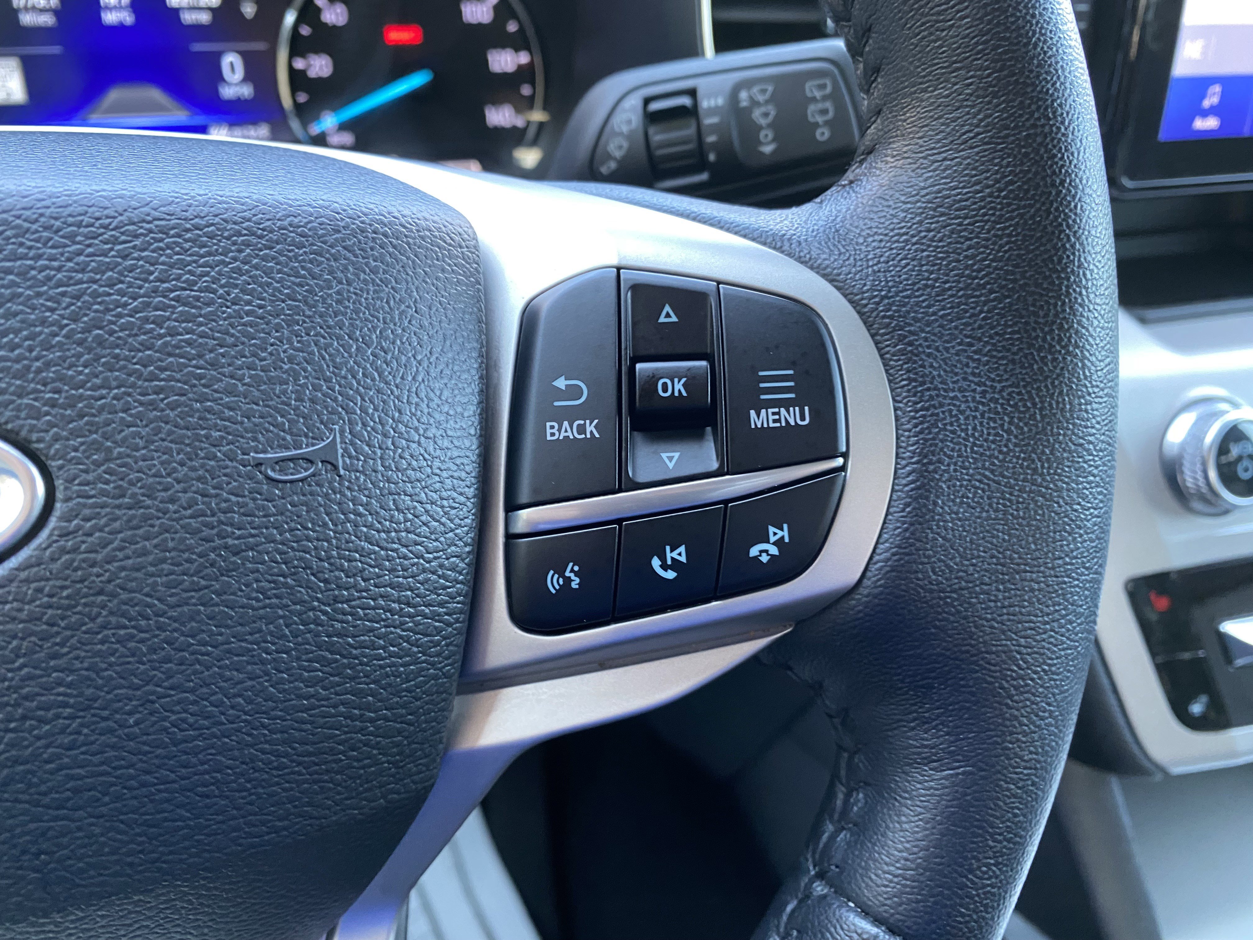 Used 2023 Ford Explorer XLT w/ Equipment Group 202A image 22