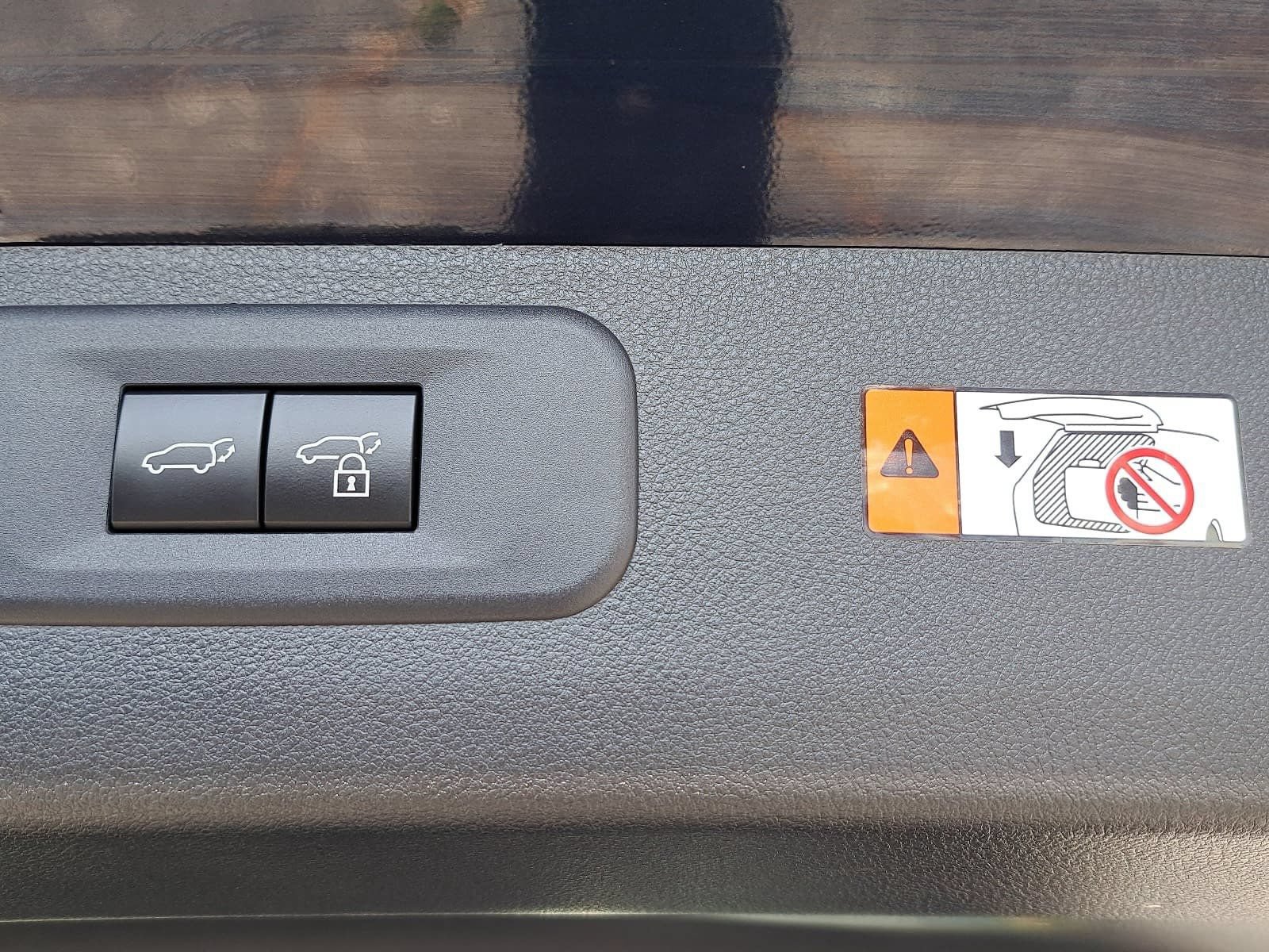 Used 2024 Lexus TX 350 FWD w/ Captains Chair Package image 15