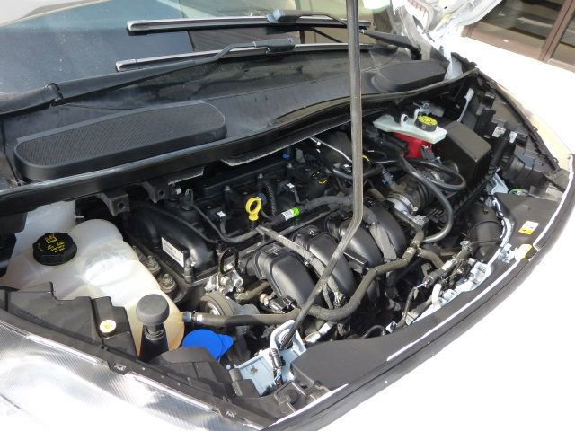 Used 2022 Ford Transit Connect XLT image 11