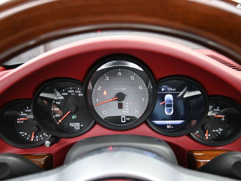 Used 2019 Porsche 911 Targa 4S image 8