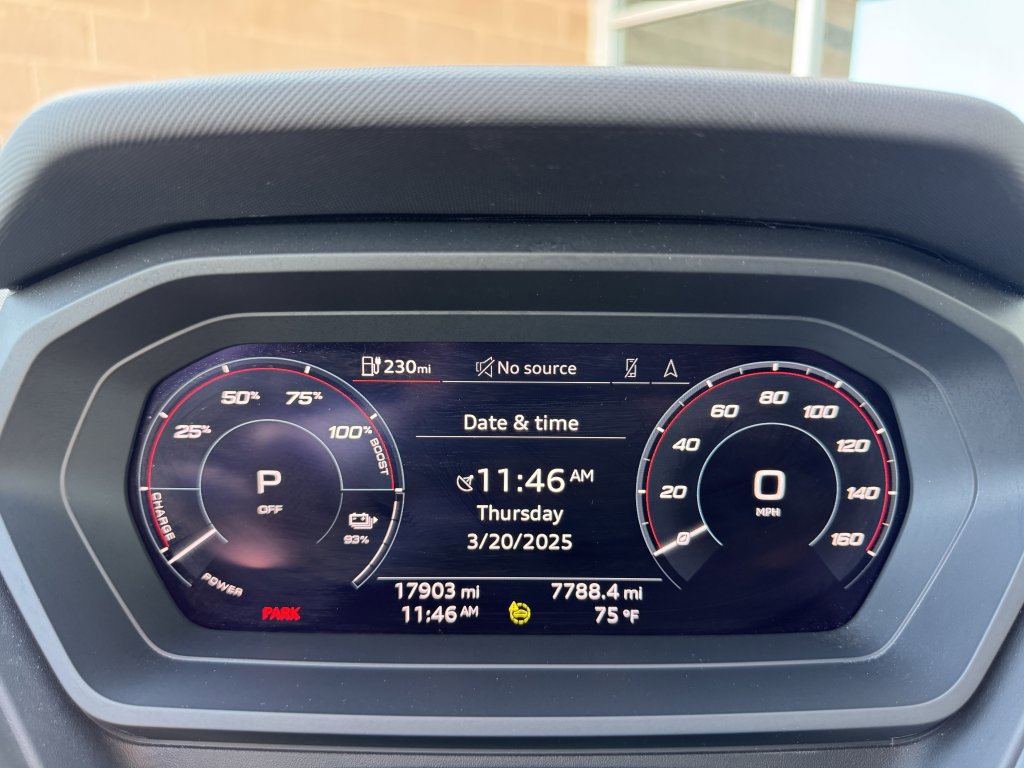 Used 2023 Audi Q4 e-tron Premium Plus w/ Premium Plus image 17