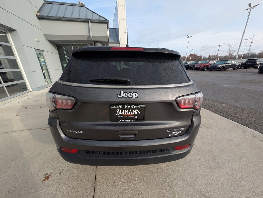 Used 2022 Jeep Compass Limited image 10