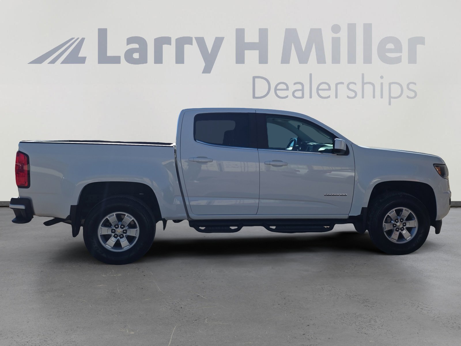Used 2018 Chevrolet Colorado W/T w/ WT Convenience Package image 6