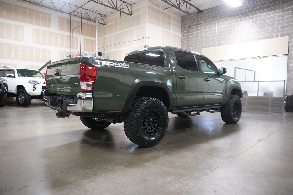 Used 2021 Toyota Tacoma TRD Off-Road image 4