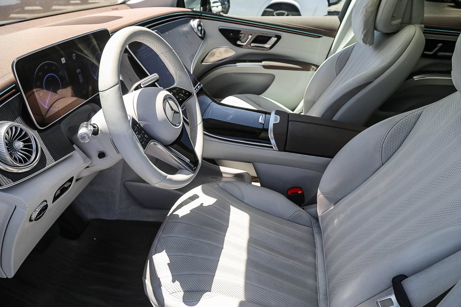Used 2023 Mercedes-Benz EQS 450+ 4MATIC SUV image 5