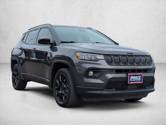 Used 2022 Jeep Compass Altitude w/ Convenience Group video 3