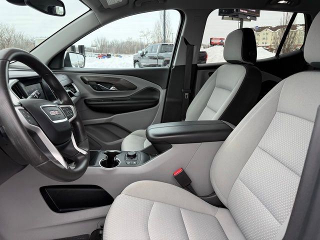 Used 2023 GMC Terrain SLE w/ Driver Convenience Package image 14