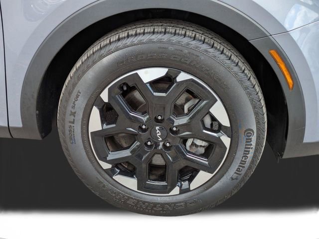 Used 2024 Kia Sorento S w/ Panoramic Sunroof Package image 11