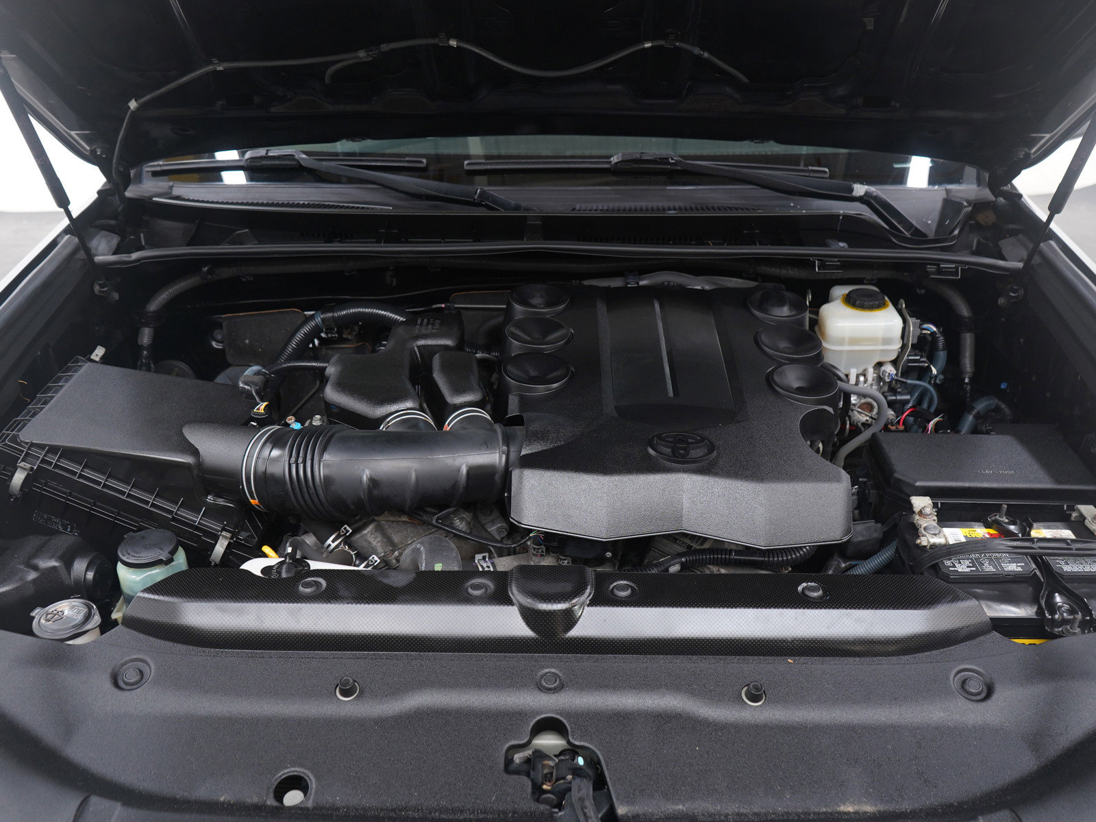 Used 2014 Toyota 4Runner SR5 Premium image 31