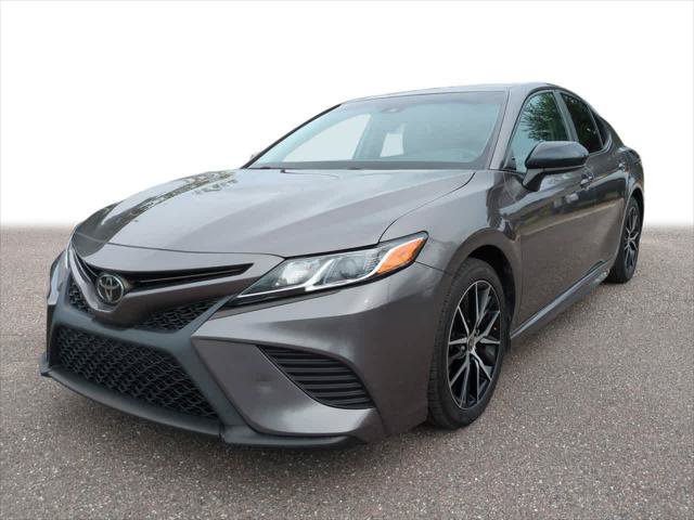 Certified 2018 Toyota Camry SE FWD image 1