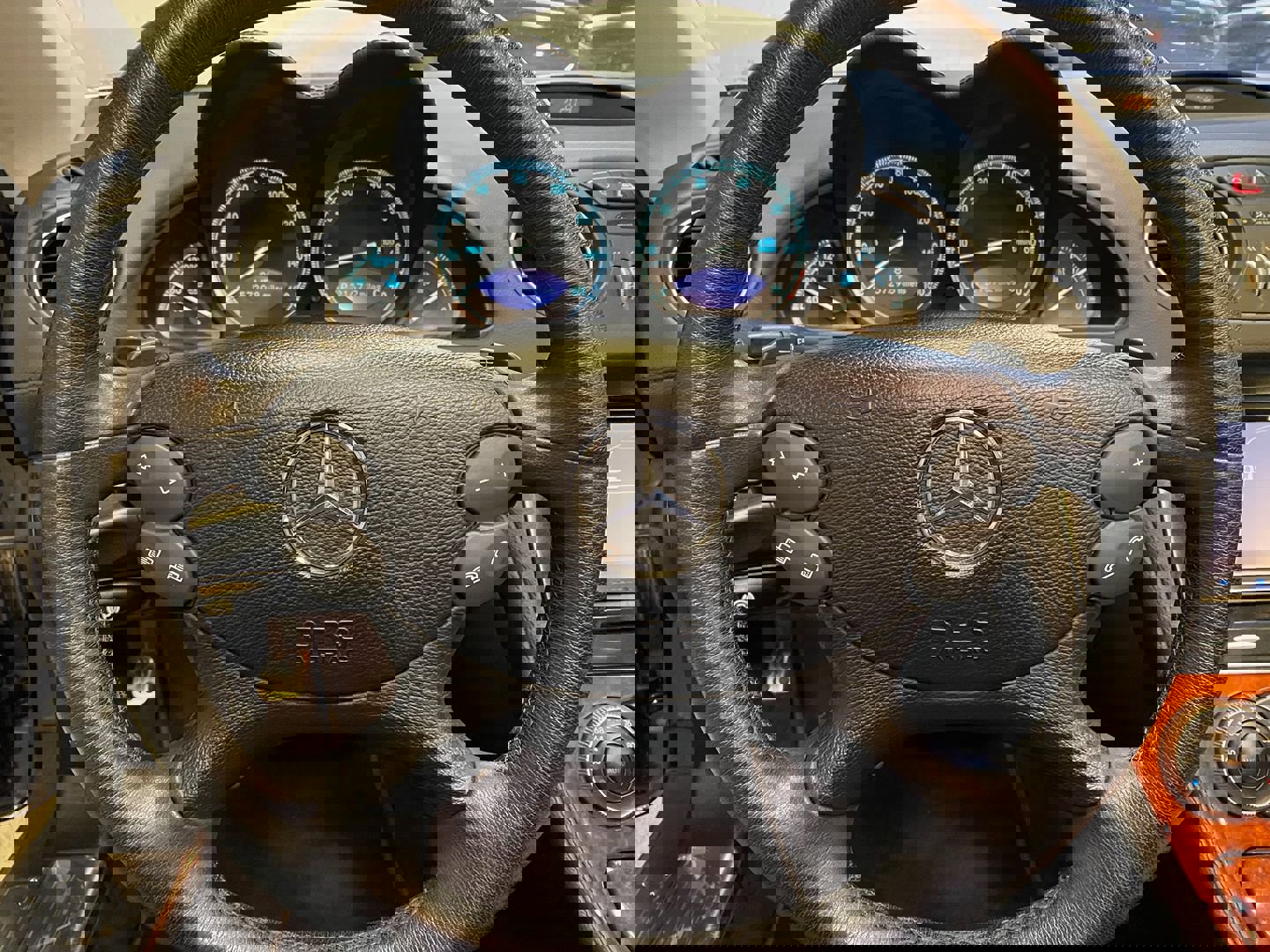 Used 2007 Mercedes-Benz SL 550 image 19