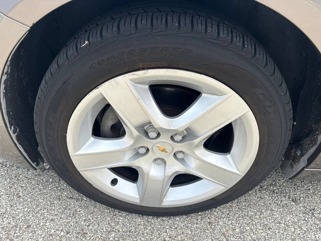 Used 2012 Chevrolet Malibu LS FWD image 11