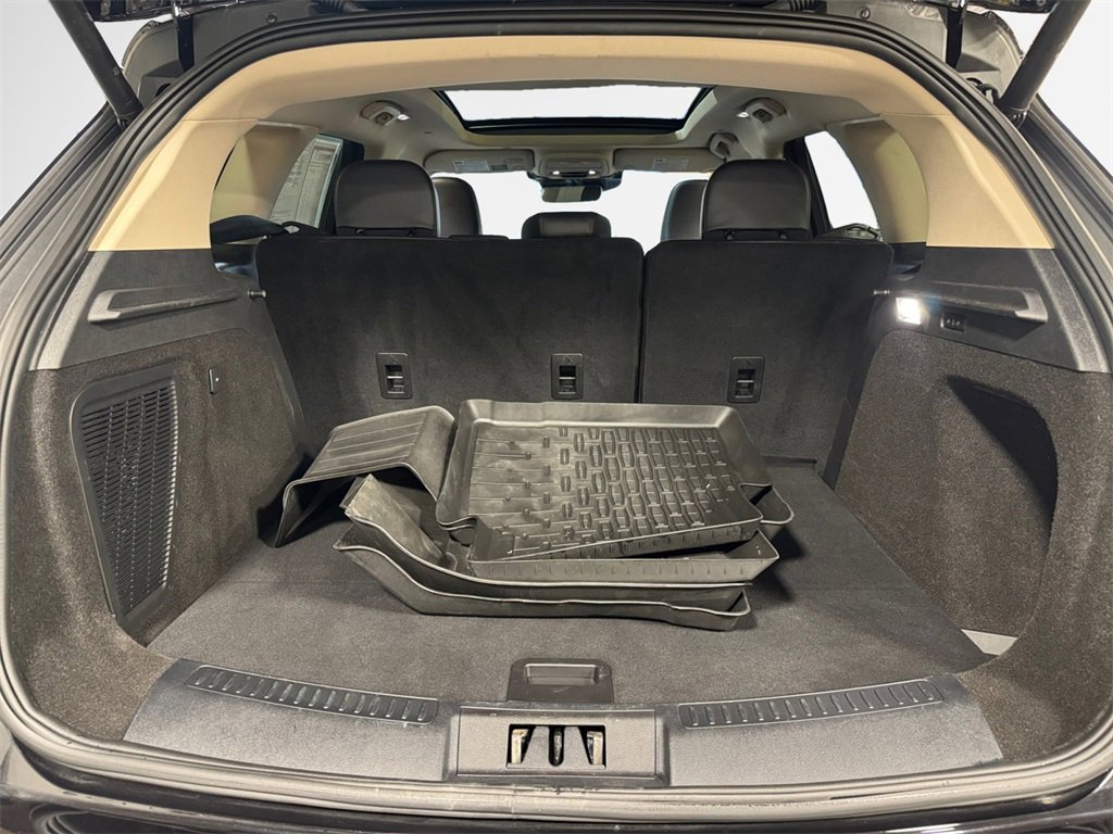 Used 2023 Lincoln Corsair AWD w/ Equipment Group 101A image 25