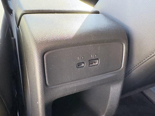 Used 2025 Chevrolet Trax LT FWD image 10