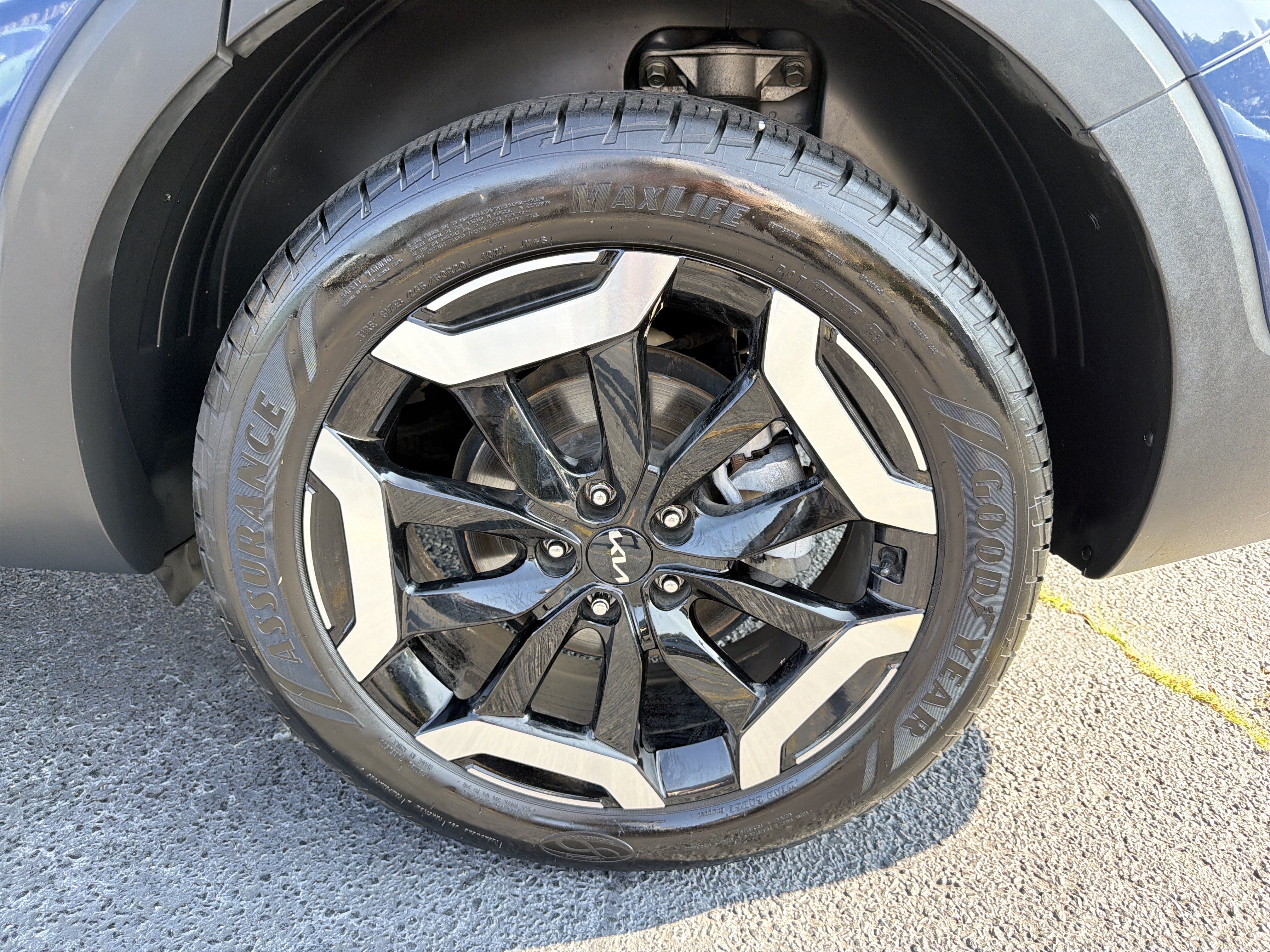 Used 2023 Kia Telluride S w/ S Sunroof Package FWD image 35