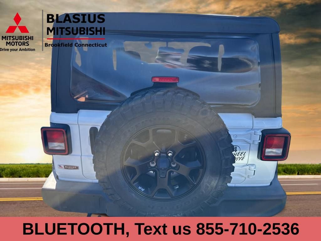 Used 2022 Jeep Wrangler Willys image 6
