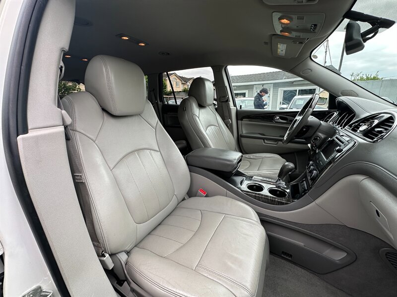 Used 2014 Buick Enclave Leather FWD image 13