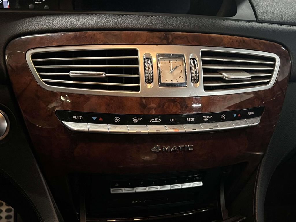 Used 2013 Mercedes-Benz CL 550 4MATIC image 19