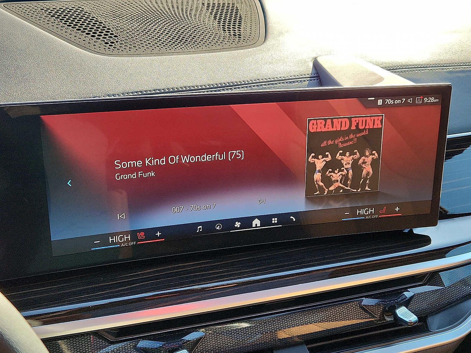 Used 2026 BMW X5 xDrive40i w/ Premium Package image 15