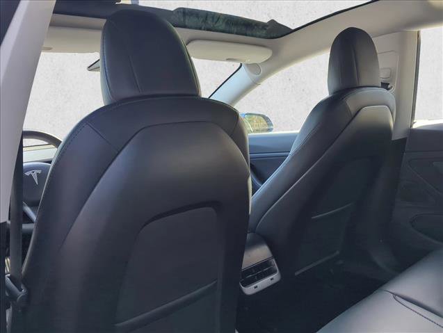 Used 2019 Tesla Model 3 Long Range image 10